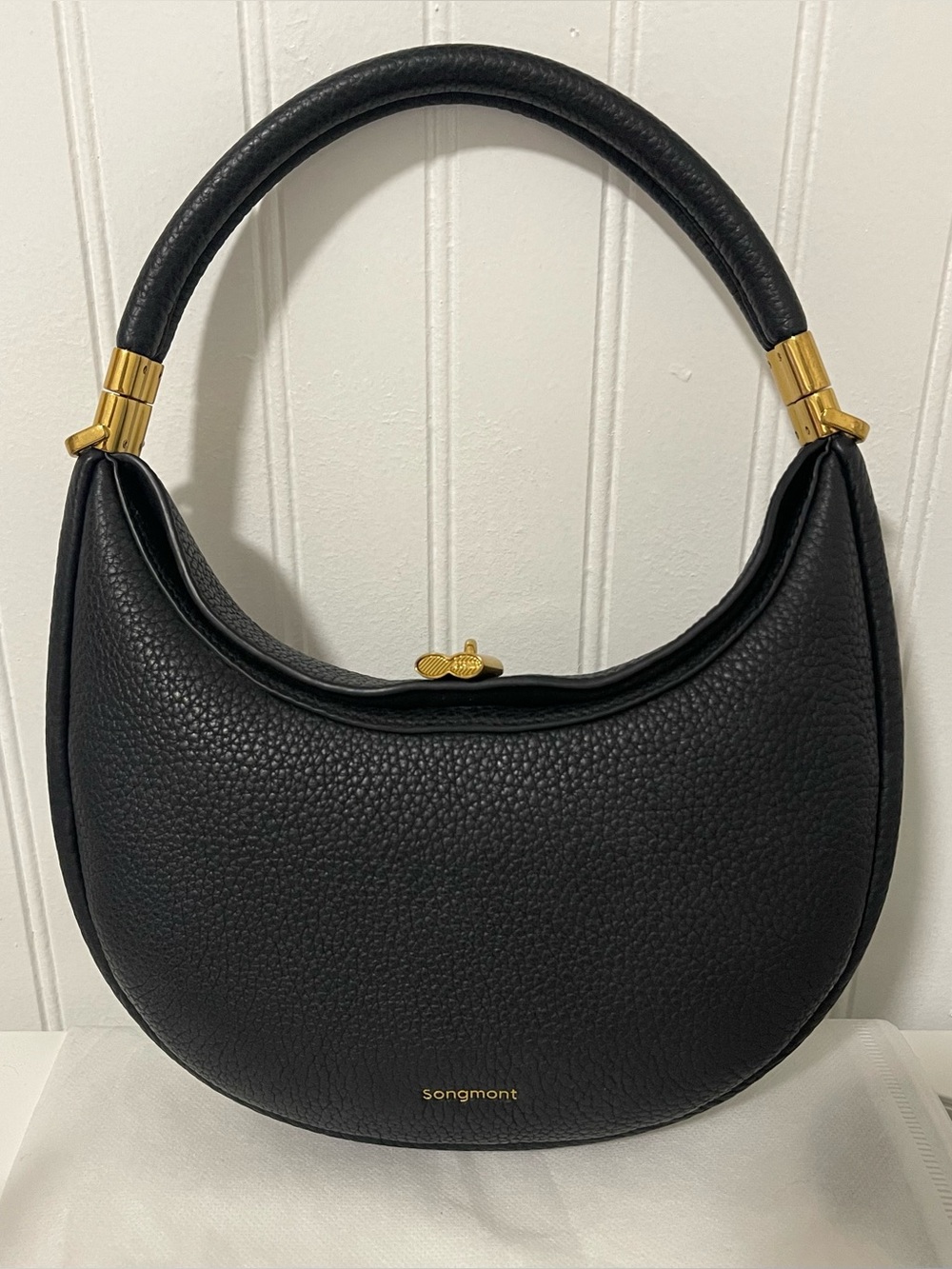 Songmont Black Onyx Crescent Small Shoulder Full-grain Leather Bag Gold Accent